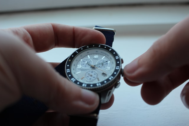 Dialing Back the Years with Watch Dial Repair Services